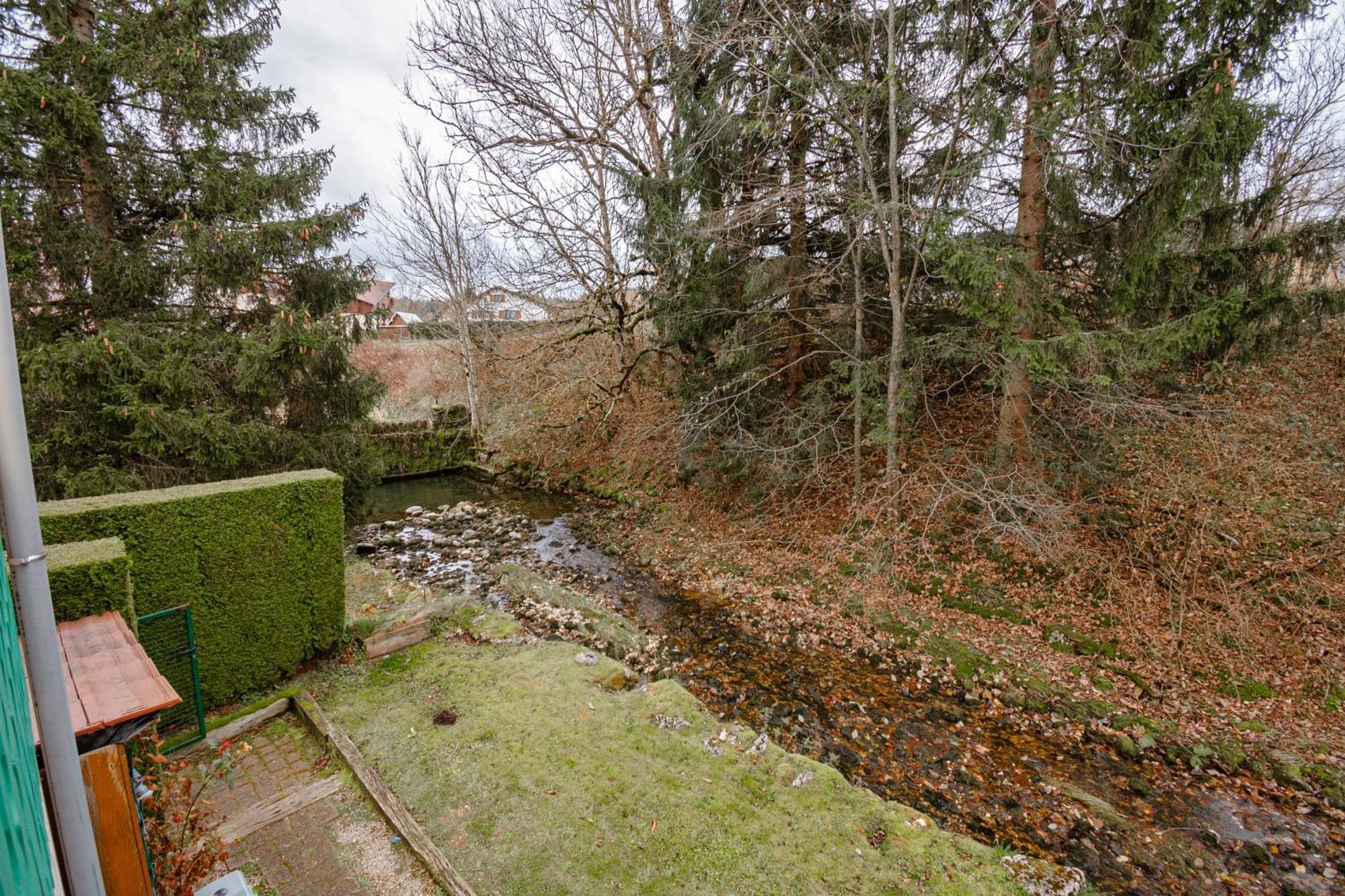 Escapade Au Calme De La Riviere Apartment Metabief Bagian luar foto